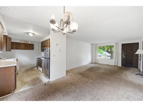 13137 SE Francis Street Portland OR 97236