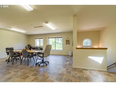 15755 Highway 36 Deadwood OR 97430