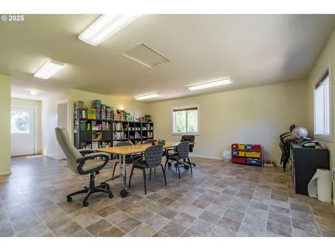 15755 Highway 36 Deadwood OR 97430