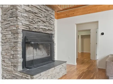 15755 Highway 36 Deadwood OR 97430