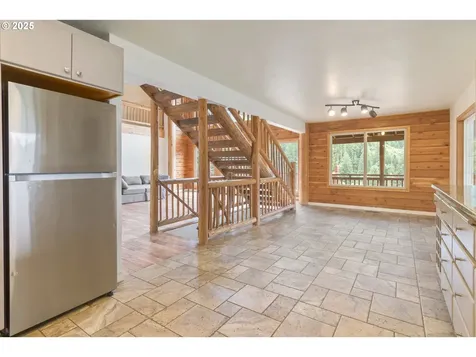 15755 Highway 36 Deadwood OR 97430