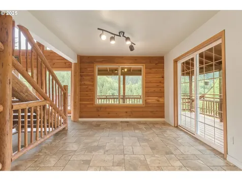 15755 Highway 36 Deadwood OR 97430