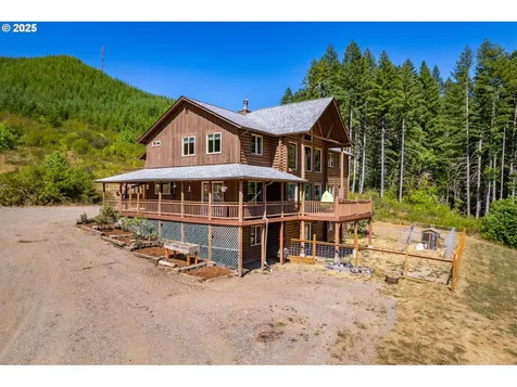 15755 Highway 36 Deadwood OR 97430