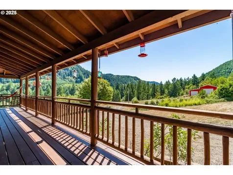 15755 Highway 36 Deadwood OR 97430