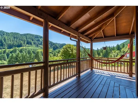 15755 Highway 36 Deadwood OR 97430
