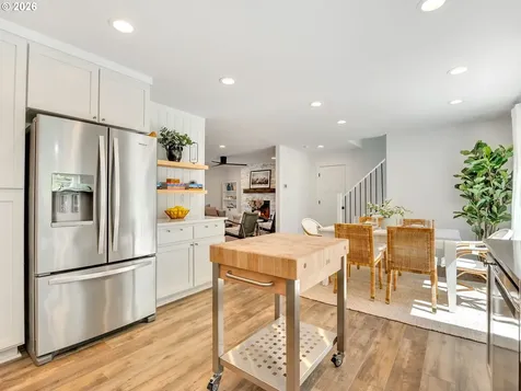 489 Hamburg Avenue Astoria OR 97103