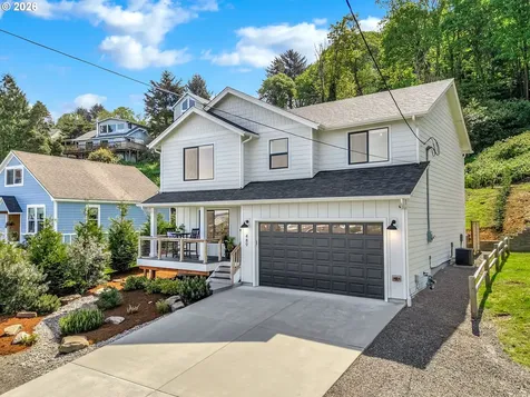 489 Hamburg Avenue Astoria OR 97103