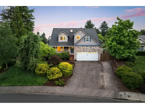 2232 SW Vacuna Street Portland OR 97219