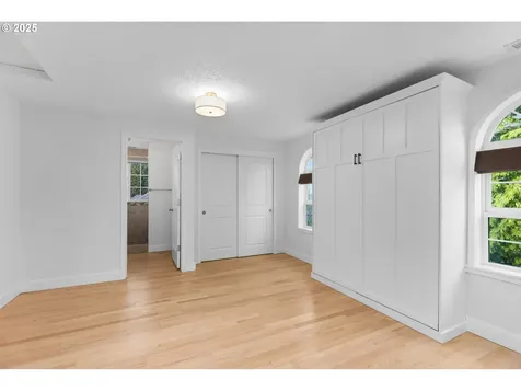 2232 SW Vacuna Street Portland OR 97219
