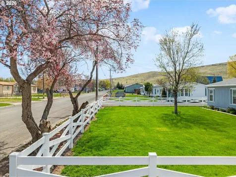 775 4th Street Baker City OR 97814