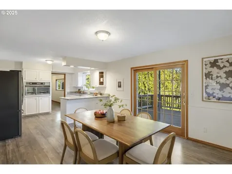 7135 SW Brenne Lane Portland OR 97225