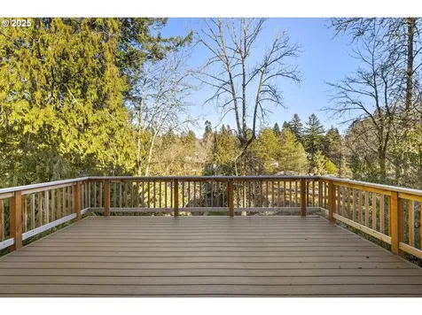 7135 SW Brenne Lane Portland OR 97225