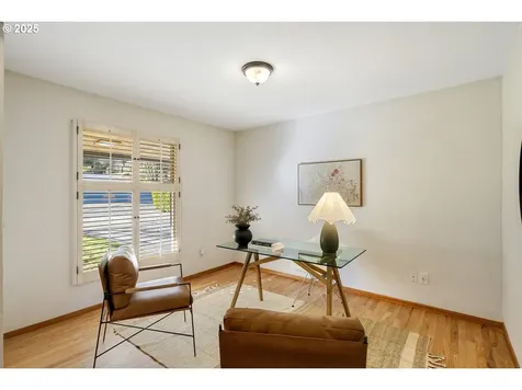 7135 SW Brenne Lane Portland OR 97225