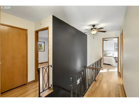 7135 SW Brenne Lane Portland OR 97225