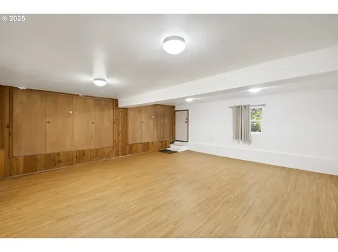 7135 SW Brenne Lane Portland OR 97225
