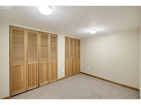 7135 SW Brenne Lane Portland OR 97225