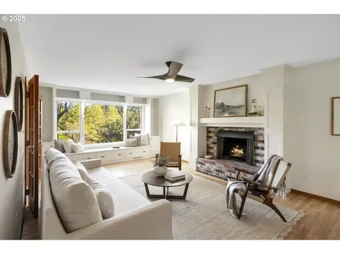 7135 SW Brenne Lane Portland OR 97225
