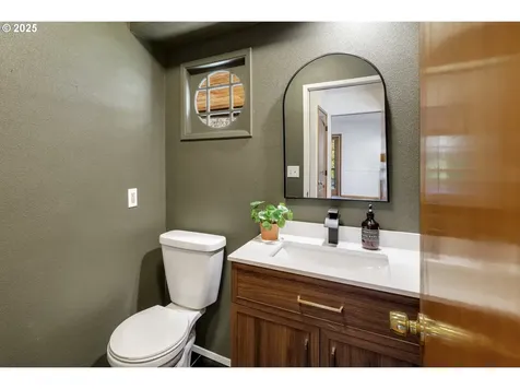 7135 SW Brenne Lane Portland OR 97225