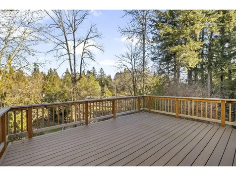 7135 SW Brenne Lane Portland OR 97225