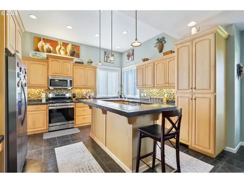 2611 NW 127th Street Vancouver WA 98685