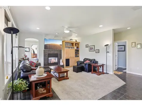 2611 NW 127th Street Vancouver WA 98685
