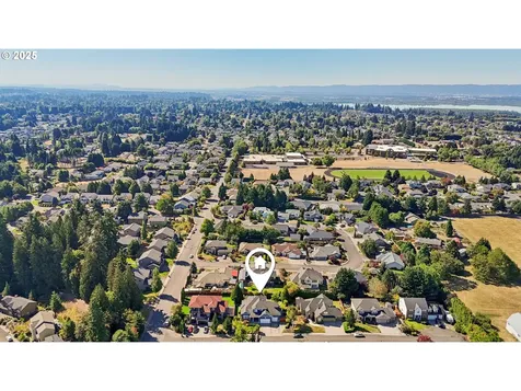 2611 NW 127th Street Vancouver WA 98685