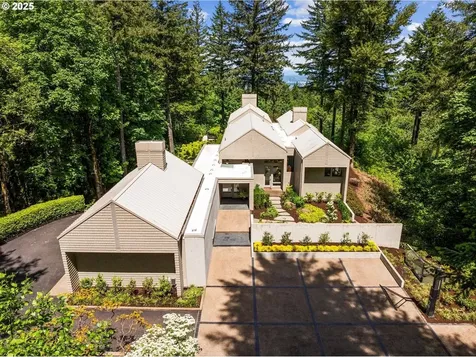 4140 NW Thunder Crest Road Portland OR 97229