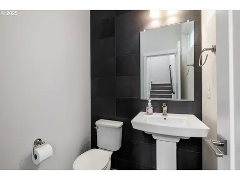 961 SW Stellar Terrace Beaverton OR 97005