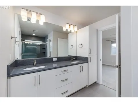 961 SW Stellar Terrace Beaverton OR 97005