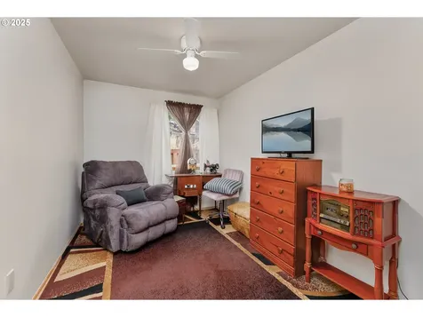 916 NE Malheur Avenue Roseburg OR 97470