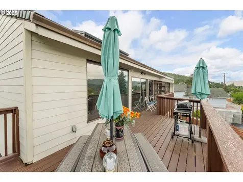 916 NE Malheur Avenue Roseburg OR 97470