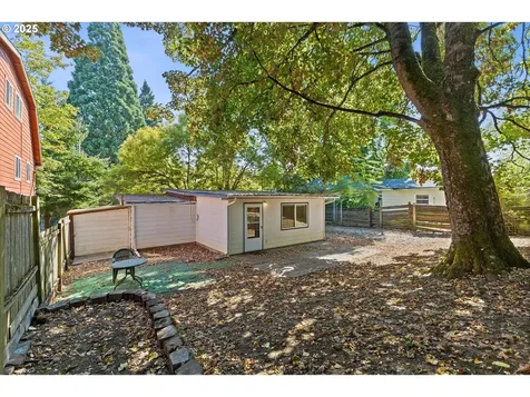 3835 SE 32nd Avenue Portland OR 97202