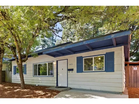 3835 SE 32nd Avenue Portland OR 97202
