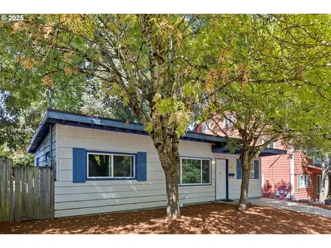3835 SE 32nd Avenue Portland OR 97202