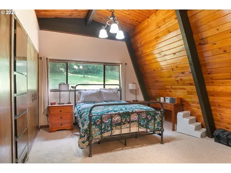 26915 Hammond Road Rainier OR 97048