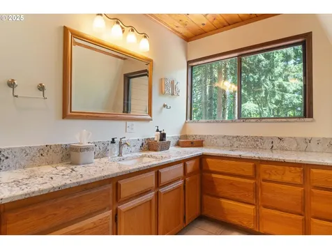 26915 Hammond Road Rainier OR 97048