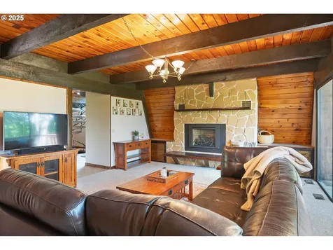 26915 Hammond Road Rainier OR 97048