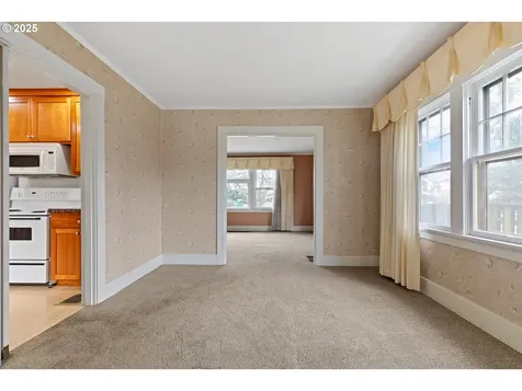 4805 NE Alameda Street Portland OR 97213