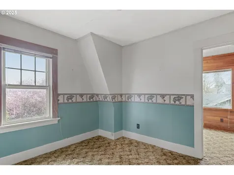 4805 NE Alameda Street Portland OR 97213