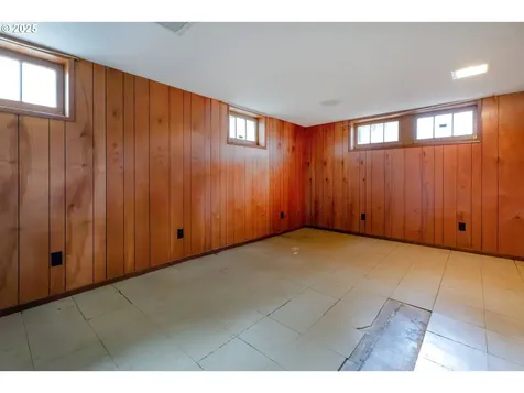 4805 NE Alameda Street Portland OR 97213