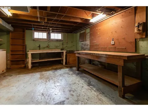 4805 NE Alameda Street Portland OR 97213