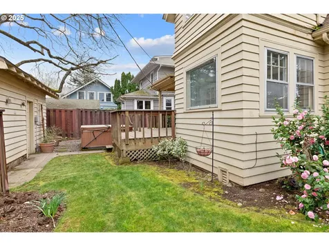 4805 NE Alameda Street Portland OR 97213