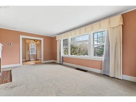 4805 NE Alameda Street Portland OR 97213