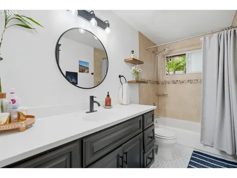 7515 SE 103rd Avenue Portland OR 97266
