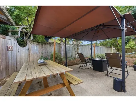 7515 SE 103rd Avenue Portland OR 97266