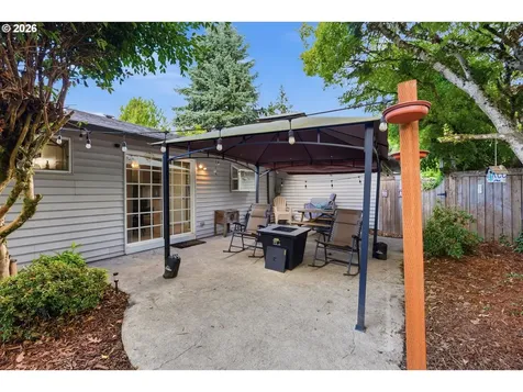 7515 SE 103rd Avenue Portland OR 97266