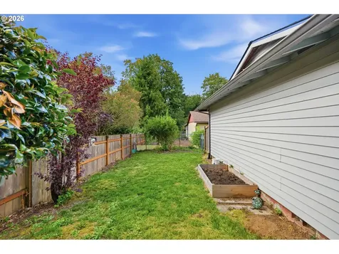 7515 SE 103rd Avenue Portland OR 97266
