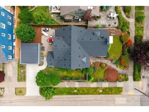 3203 NE Klickitat Street Portland OR 97212
