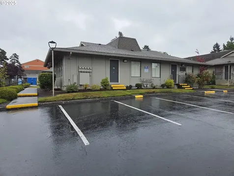 12724 SE Stark Street Portland OR 97233