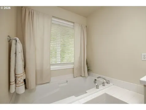 16713 NW Countryridge Drive Portland OR 97229